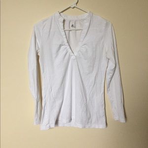 White long sleeve tshirt